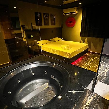 Motel Contigo グアルーリョス エクステリア 写真