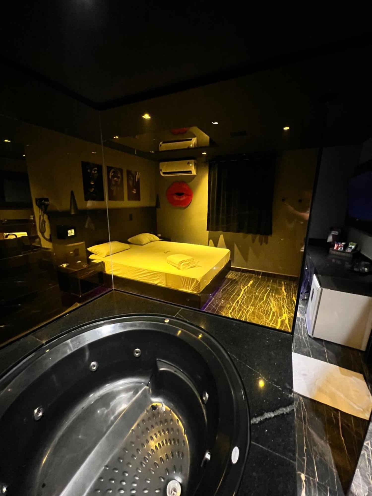 Motel Contigo グアルーリョス エクステリア 写真